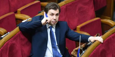На местных выборах кандидаты не должны рекламировать себя, как стиральный порошок, — Александр Черненко