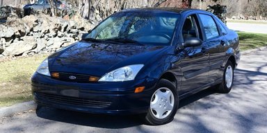Бюджетна капсула часу: виявлено 22-річний Ford Focus із пробігом 200 км (фото)