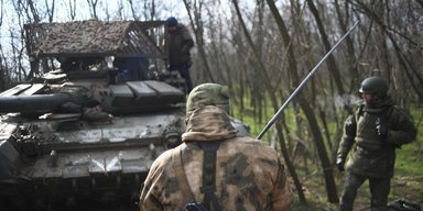 Стояли біля кордонів: у наступі на Харків беруть участь 30 тисяч окупантів, — РНБО (відео)