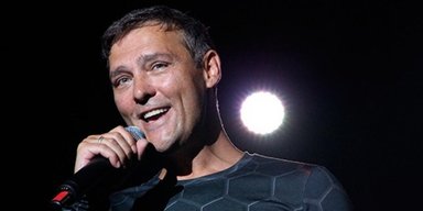 Седая ночь и Белые розы? Нет, фанаткой Шатунова я не была