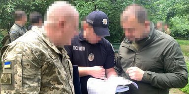 СБУ здійснює перевірки та обшуки в центрі Києва: що відомо (фото)
