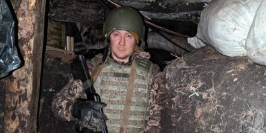 Під Очеретиним отримав поранення журналіст і письменник Асєєв: подробиці (фото)