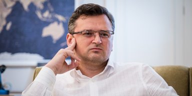 "Может произойти что-то страшное": ВСУ на передовой еще не получили помощь от США, — Кулеба