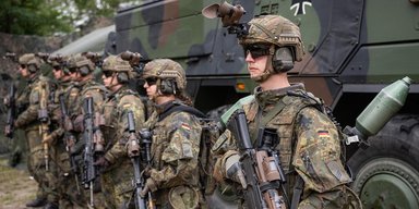 Прогнозують 1000 поранених на день: Німеччина готується до війни з РФ на досвіді України, — Reuters