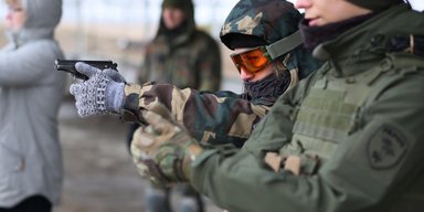 Не модные туфли, а тяжелые берцы