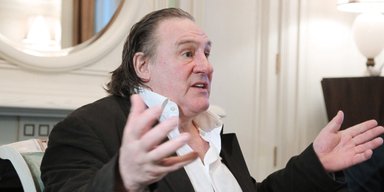 В Париже начался суд над Жераром Депардье: что грозит актеру