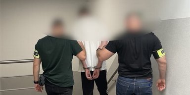 Услышал "восточный акцент": пассажир такси во Вроцлаве ударил белоруса бутылкой