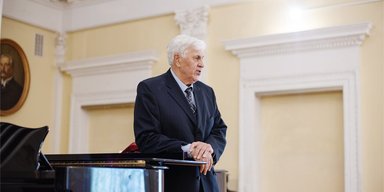 "Ушел в вечность": умер народный артист Украины Александр Востряков (фото, видео)