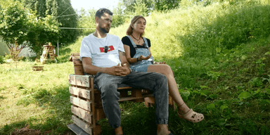 Из Киева в горы: пара приобрела дом в Карпатах за три тысячи долларов (фото, видео)
