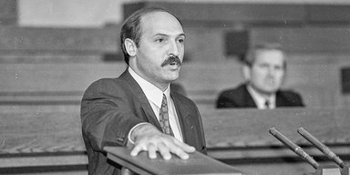 30 лет, как Александр Лукашенко стал президентом Беларуси: что он обещал в 1994 году