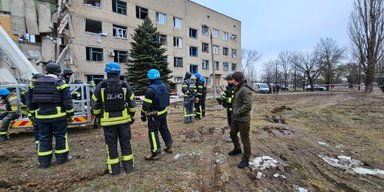 Обстріл лікарні та шахти на Донеччині: в ДСНС повідомили про кількість жертв (фото, відео)