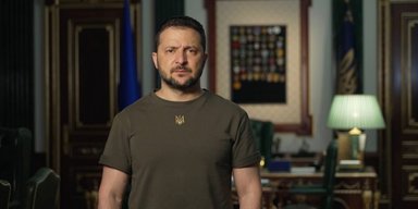 Є результати в знищенні логістики та баз РФ: Зеленський провів засідання Ставки (відео)