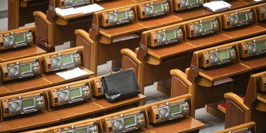 Полураспад коалиции. Кто еще готов покинуть провластное большинство