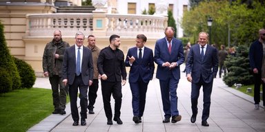 "Негайно": Зеленський і лідери ЄС виступили за припинення вогню за лінією фронту