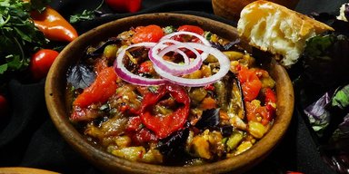 Аджапсандали из баклажанов: рецепт вкусной грузинской закуски