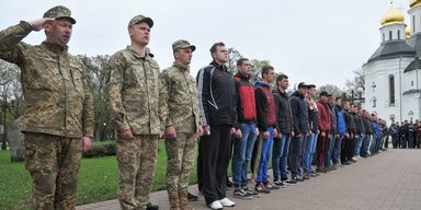"Більше не буде жодних черг": експерт пояснив, чому невдовзі не буде "армагедону" в ТЦК (відео)