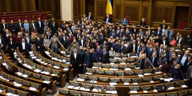 Удержались или нет? Что изменил 2020-й для правящей монокоалиции и Зеленского