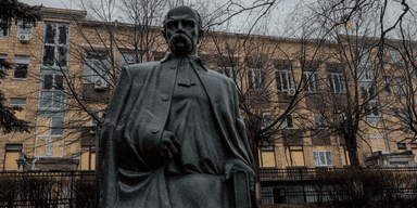 Позиции не отдали: Харьковская ОГА опровергла заявление о захвате села возле Купянска