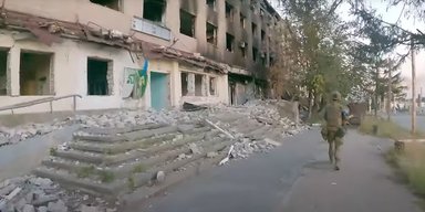 У Куп'янську складна ситуація: ЗС РФ проникають трубами, б'ють КАБами та артилерією (відео)