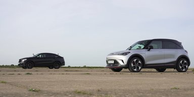 Новейший электрокроссовер Smart сравнили с заряженным Mercedes в заезде по прямой (видео)
