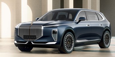 Создатель "Мивины" представил недорогих электрических конкурентов Rolls-Royce и Maybach (фото)