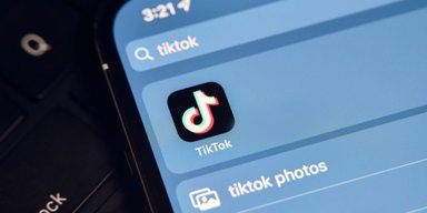 Небезпечні для психіки: ТікТок заборонить б'юті-фільтри підліткам до 18 років