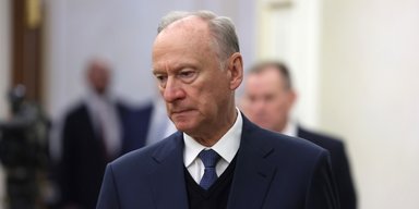 "Хочуть створити колонію": у Кремлі прокоментували сторічну угоду між Україною та Британією
