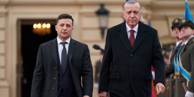 "У РФ слабая переговорная позиция": в ОП оценили предложение встречи Зеленского и Путина в Турции