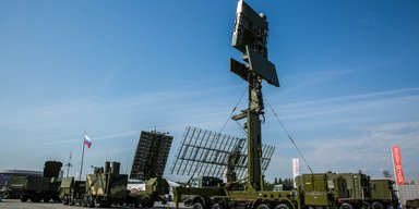РЛС "Подлет" чи щось інше: з'явились супутникові фото влучання ATACMS у Джанкої