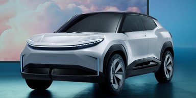 Suzuki та Toyota готують недорогі електричні кросовери-близнюки: подробиці та фото