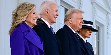 "Добро пожаловать домой": чета Трампов прибыла в Белый дом на чаепитие с Байденами (видео)