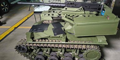 Поражает цели в небе: в Украине показали боевого робота Spider для огневой поддержки (фото)
