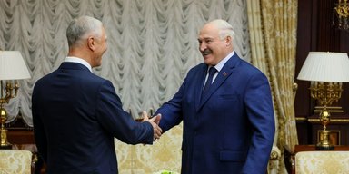 Сальдо прибув до Мінська: Лукашенко обіцяє колаборанту "розвинути" Херсонську область