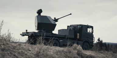 Идеальная дронобойка для ВСУ: в Великобритании показали зенитку Tridon Mk2