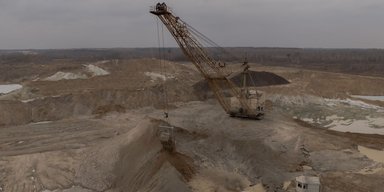 "Довічна та без гарантій безпеки": нардеп вказав на недоліки угоди зі США про надра (відео)
