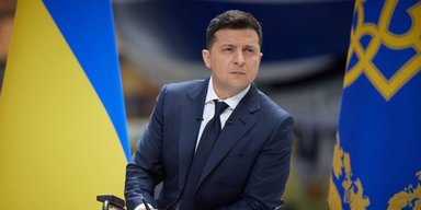 Под Зе-колпаком. Как воспринимают эксперты идею деолигархизации и в чем состоит план Б Зеленского