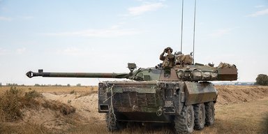 Франция будет передавать Украине списанное вооружение со своих складов, — Лекорню