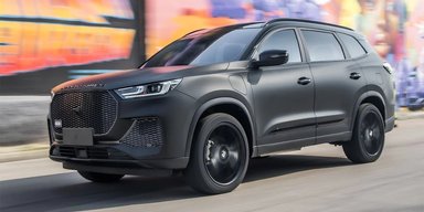 Понад 300 сил і витрата 1,7 л на 100 км: дебютував новий сімейний кросовер з Італії (фото)