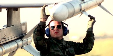 F-16 оснащені передовими ракетами "повітря–повітря" AIM-9X: яку перевагу вони дадуть Україні