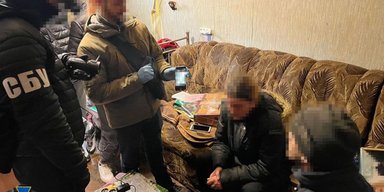 Хотели взорвать железнодорожные эшелоны ВСУ: на Харьковщине задержали семью диверсантов