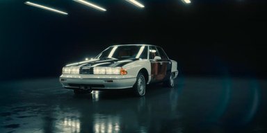 В США показали необычный автомобиль с оригинальным рулем и прозрачными дверями (видео)