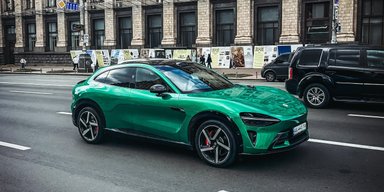 Ferrari на минималках: в Киеве появился первый электрокроссовер Xiaomi (фото)