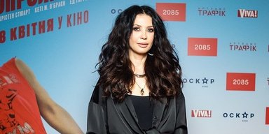 "Мала віддати": відома співачка розповіла, як через подругу лишилася останніх коштів (відео)