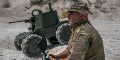 В "Азове" показали боевого робота "Лють 2.0": как он поможет уничтожать ВС РФ (фото)