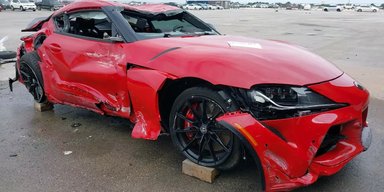 Новейший лимитированный спорткар Toyota за $70 000 разбили после покупки (фото)