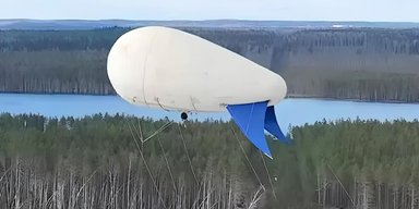 Пять часов летал над страной: в Польшу залетел российский аэростат