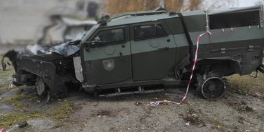 Бронеавтомобиль "Новатор" от ООО "Украинская бронетехника" защитил экипаж от взрыва противотанковой мины
