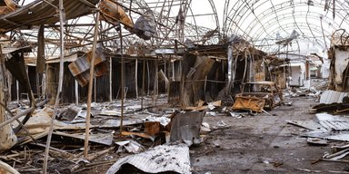 ЗС РФ ударили ракетами по центру Чернігова: є жертви та поранені, деталі (відео)