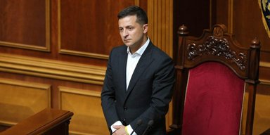 Зеленский рассказал премьеру Чуйко из "Слуги народа" о своих 100 днях. Главное из интервью