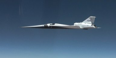 Сверхзвуковой самолет NASA преодолел звуковой барьер: поможет снять давний запрет (видео)